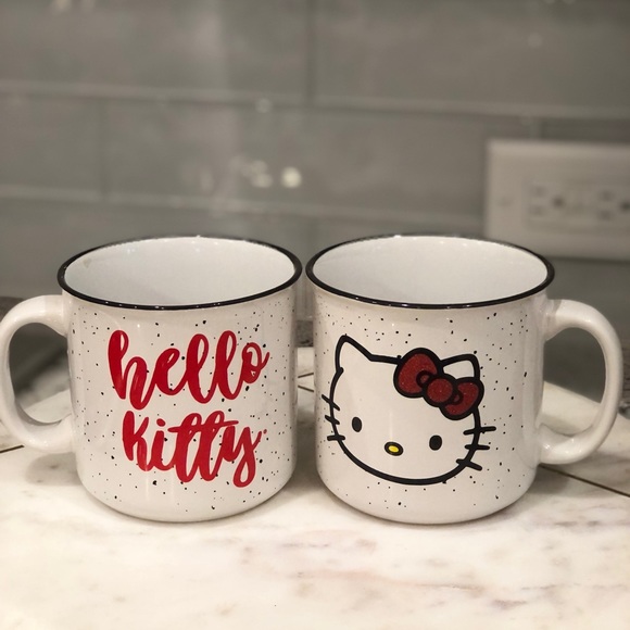 Hello Kitty Other - ✨NWT✨ Hello Kitty Sanrio Set of 2 Large Speckle Glitter Mugs